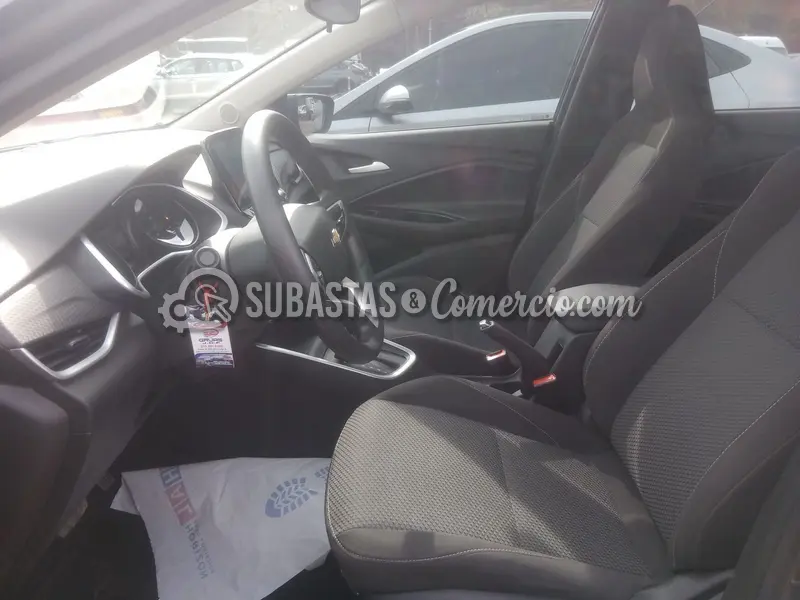 Chevrolet Onix nb lt turbo at - 2025 - 105 - Caldas — imagen 3 de 8