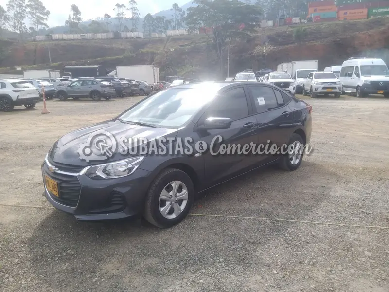 Chevrolet Onix nb lt turbo at - 2025 - 105 - Caldas — imagen 7 de 8