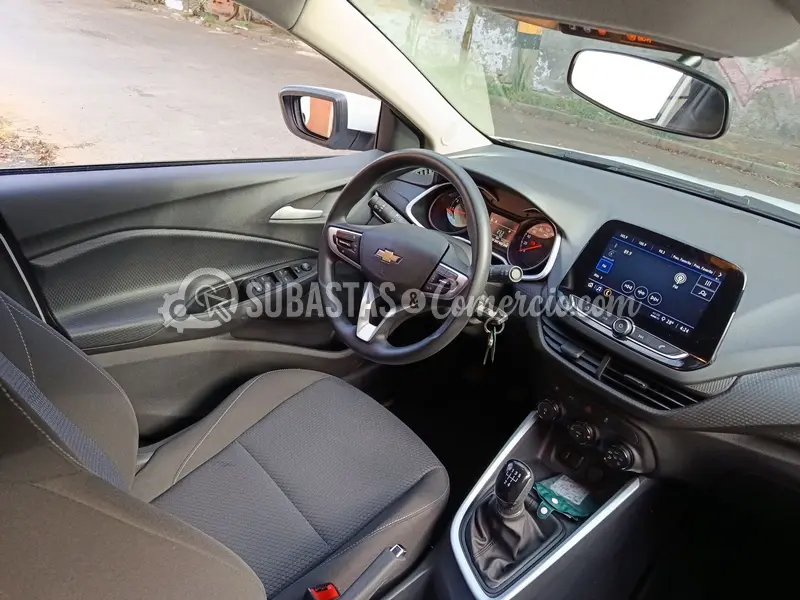 Chevrolet Onix nb lt turbo mt - 2025 - 462 - Medellín — imagen 2 de 8