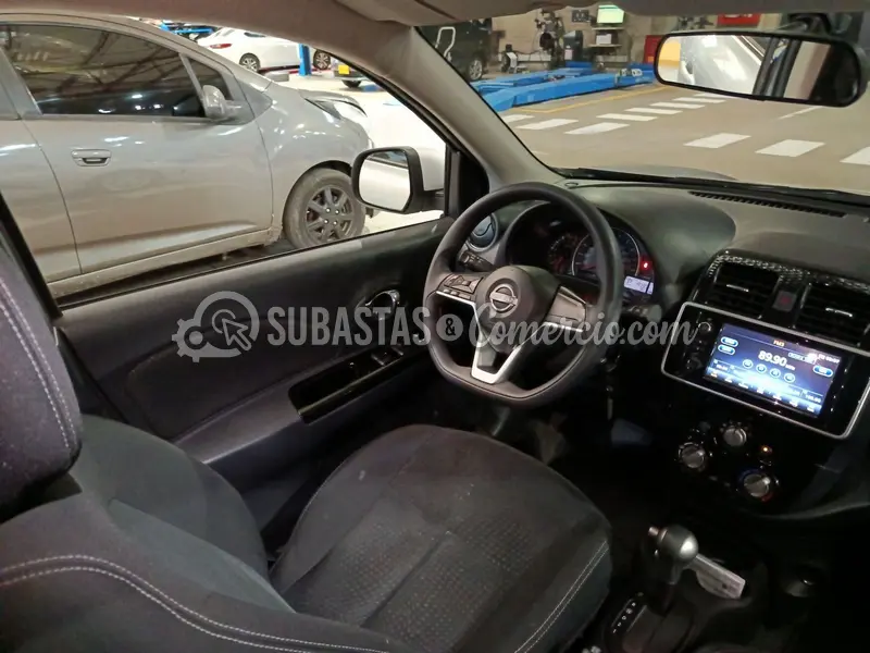 Nissan New march 1.6l — imagen 2 de 8