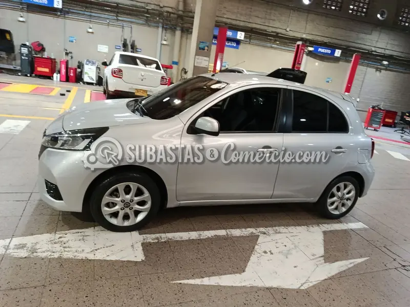 Nissan New march 1.6l — imagen 8 de 8
