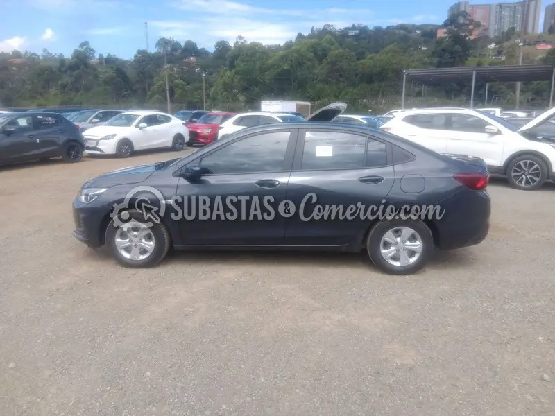 Chevrolet Onix nb lt turbo at - 2025 - 147 - Caldas — imagen 8 de 8