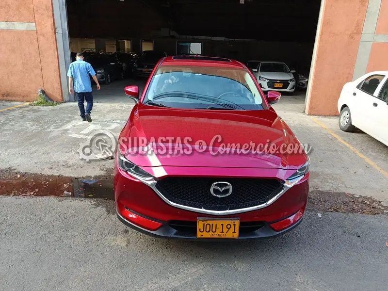 Mazda Cx5 grand touring 2.5 at 4x2 - 2022 - 191 - Medellín — imagen 6 de 8