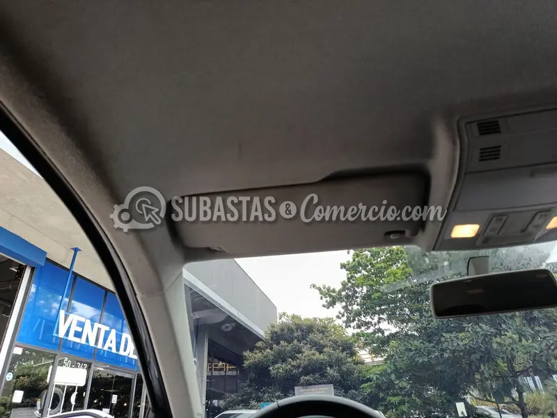 Volkswagen Nivus comfortline 1.0l 200tsi 6at - 2024 - 378 - Medellín — imagen 3 de 8