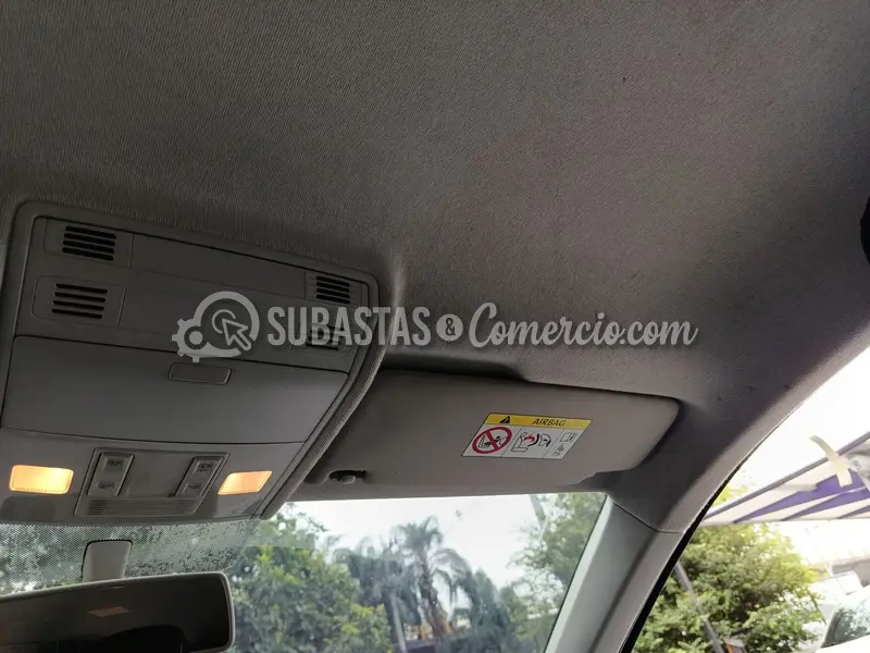 Volkswagen Nivus comfortline 1.0l 200tsi 6at - 2024 - 378 - Medellín — imagen 4 de 8