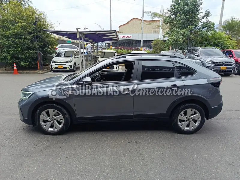Volkswagen Nivus comfortline 1.0l 200tsi 6at - 2024 - 378 - Medellín — imagen 8 de 8