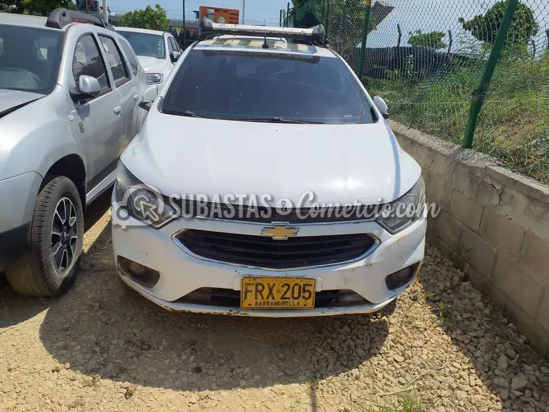 Chevrolet Onix hb ltz at - 2019 - 205 - Barranquilla — imagen 5 de 8