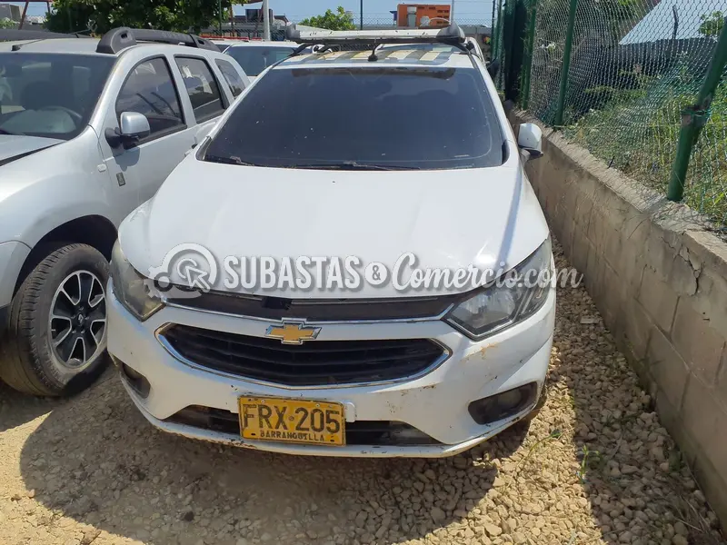 Chevrolet Onix hb ltz at - 2019 - 205 - Barranquilla — imagen 6 de 8