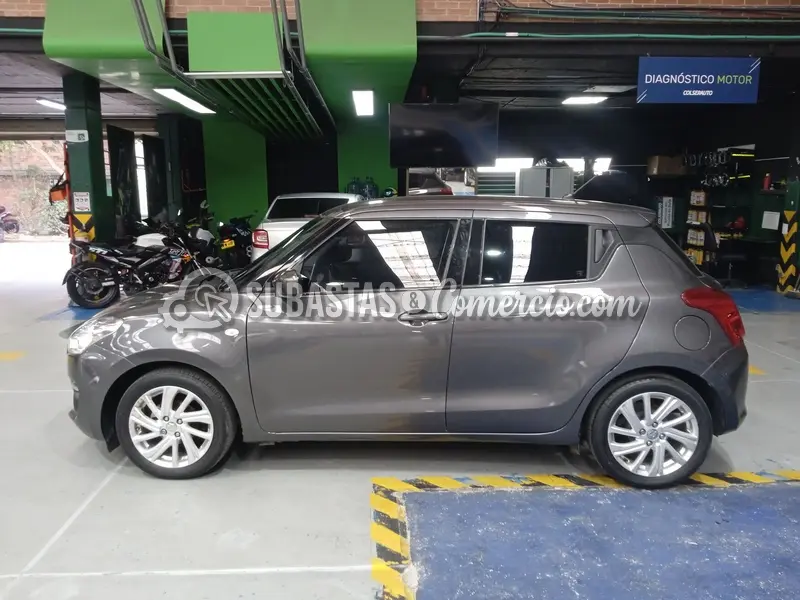 Suzuki New swift 1.2 hybrid - 2022 - 117 - Bogotá — imagen 8 de 8