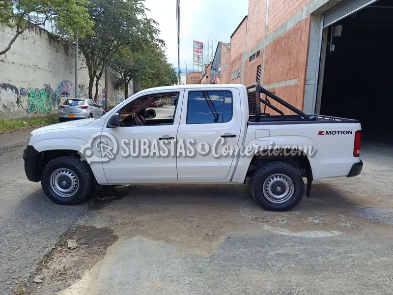 Volkswagen Amarok trendline 2.0l 103kw 4x4 mt cabina doble platón - 20 — imagen 8 de 8