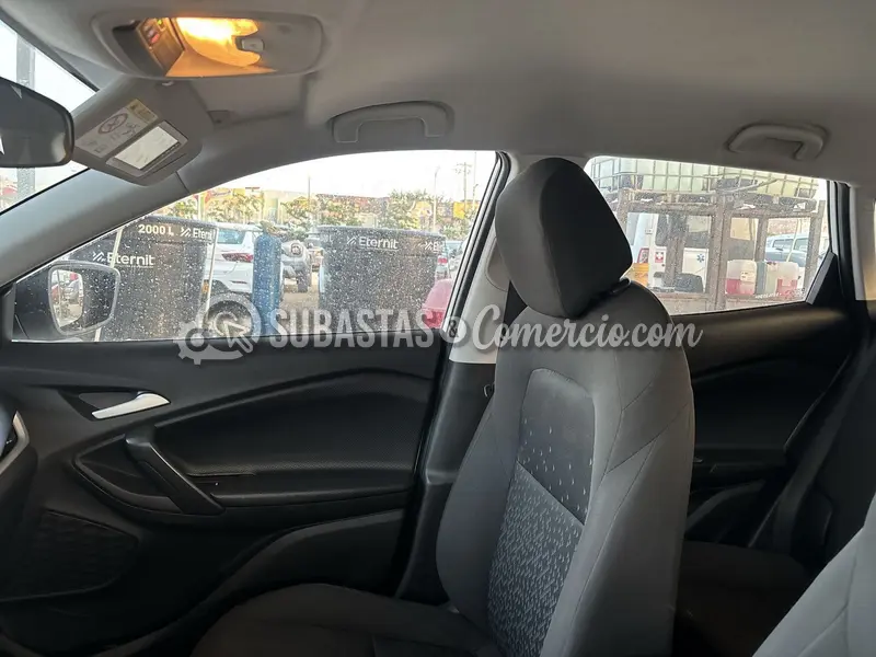 Chevrolet Tracker turbo ls at - 2025 - 951 - Barranquilla — imagen 4 de 8