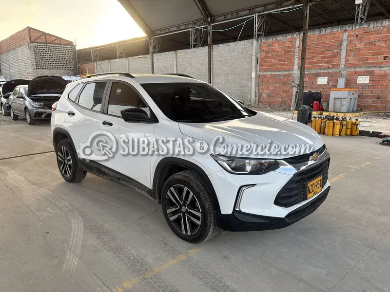 Chevrolet Tracker turbo ls at - 2025 - 951 - Barranquilla — imagen 5 de 8