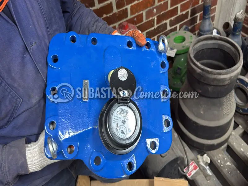 Válvulas, Accesorios y Medidores para Sistemas de Distribución y Contr — imagen 2 de 8
