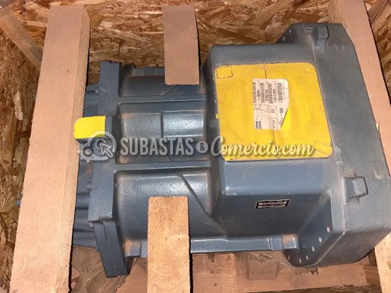Compresor de Tornillo con Repuestos Eléctricos y Componentes de Contro — imagen 2 de 8
