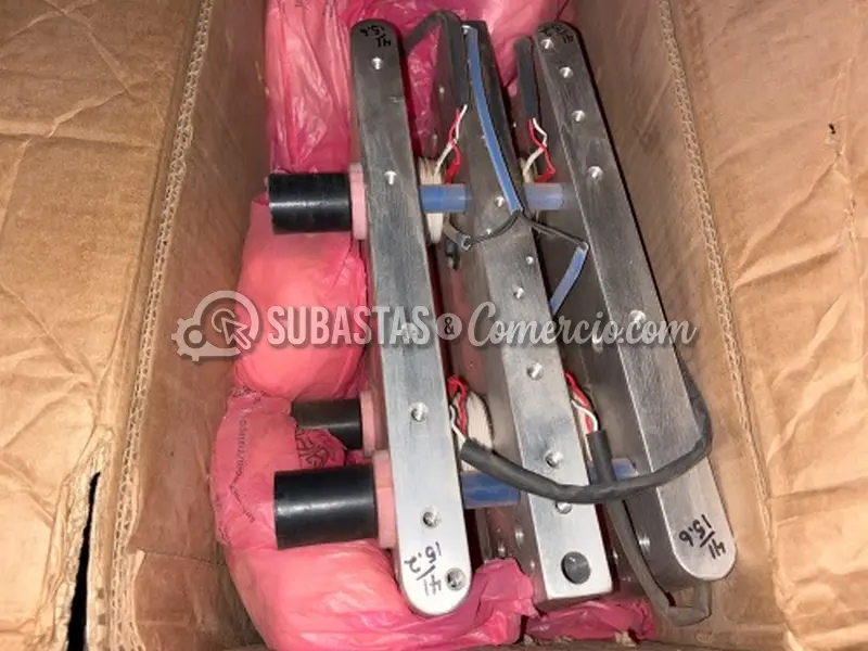 Compresor de Tornillo con Repuestos Eléctricos y Componentes de Contro — imagen 3 de 8