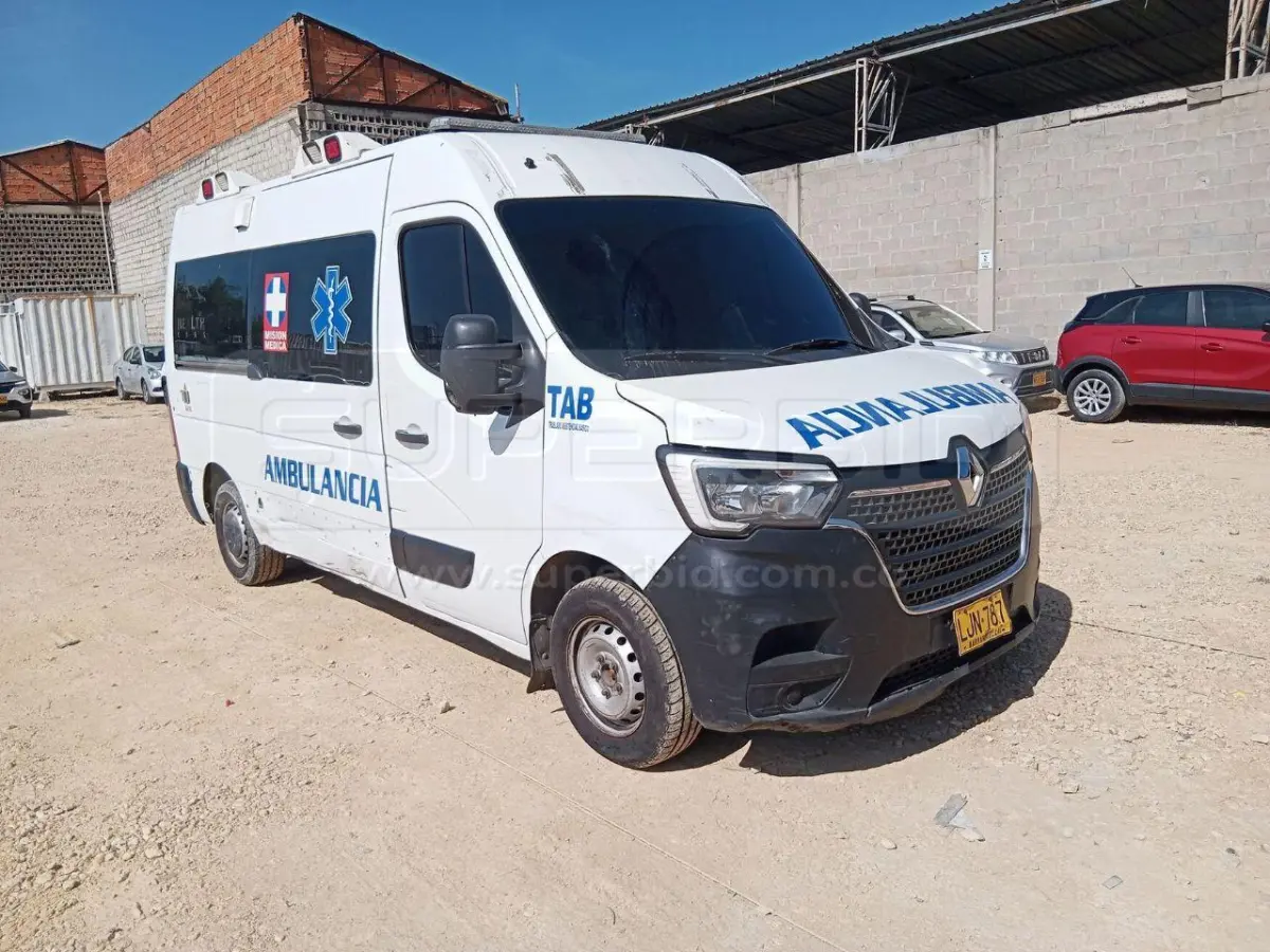 RENAULT MASTER AMBULANCIA TAB 2.5 DIESEL 2463 CC MOD. 2023, RP#5 PLACA: LJN787 Ubic.: BARRANQUILLA — imagen 2 de 8