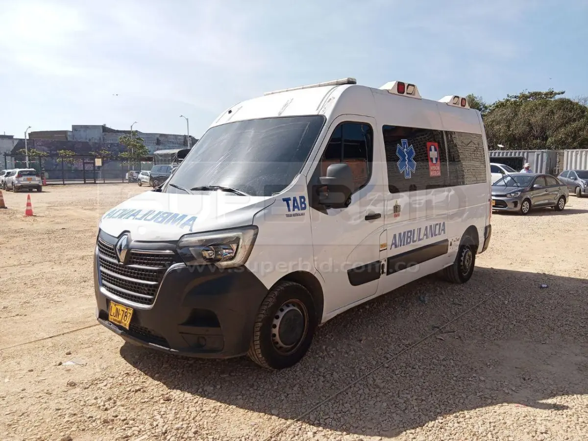 RENAULT MASTER AMBULANCIA TAB 2.5 DIESEL 2463 CC MOD. 2023, RP#5 PLACA: LJN787 Ubic.: BARRANQUILLA — imagen 4 de 8
