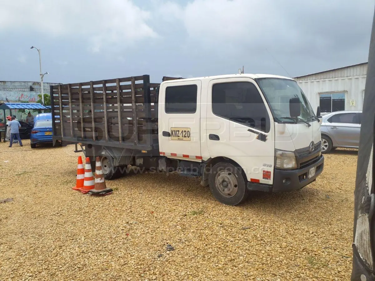 HINO DUTRO TEAM E IV ABS AA. 4009 CC MOD. 2021, RP#5 PLACA: KMZ120 Ubic.: BARRANQUILLA — imagen 2 de 8