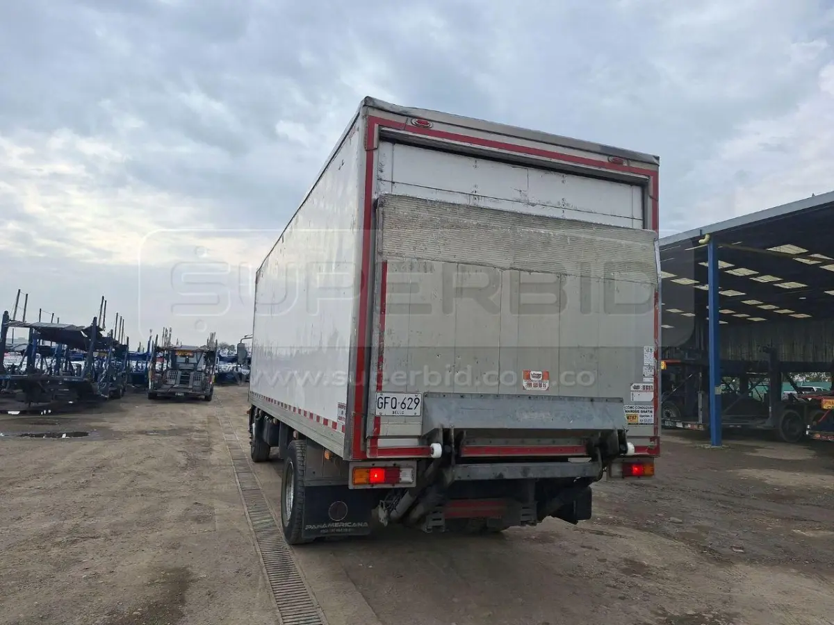 MERCEDES BENZ ATEGO 1726 LARGO EURO V 7201 CC MOD. 2020, PLACA: GFQ629 Ubic.: BOGOTÁ — imagen 6 de 8