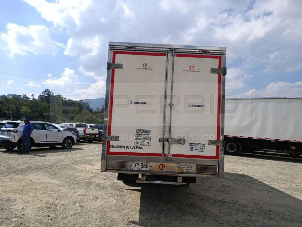 CHEVROLET NKR LWB REWARD EURO IV 2999 CC MOD. 2018, RP#2 PLACA: FXY388 Ubic.: CALDAS — imagen 7 de 8