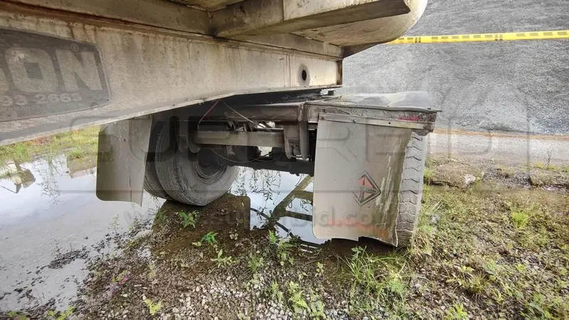 DOLIS VOLCO BISON 2 EJES MOD. 2015, PLACA: S21961 Ubic.: MOCOA, PUTUMAYO — imagen 6 de 8