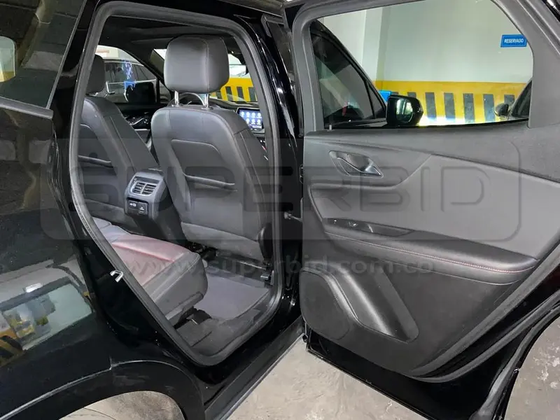 CHEVROLET BLAZER RS AC 3.6 5P AWD TA G 3600 CC, MOD. 2022, RP#1 PLACA: LMZ084 Ubic.: Bogota — imagen 8 de 8