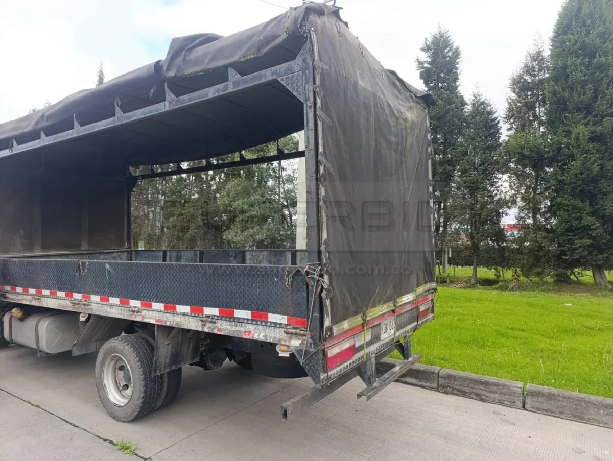 CAMION FAW CA1073P40K2L2E5A84 MT 3000 CC, MOD. 2021, RTM VENCIDA, RP#1 PLACA: KOK863 Ubic.: Sopó — imagen 4 de 8