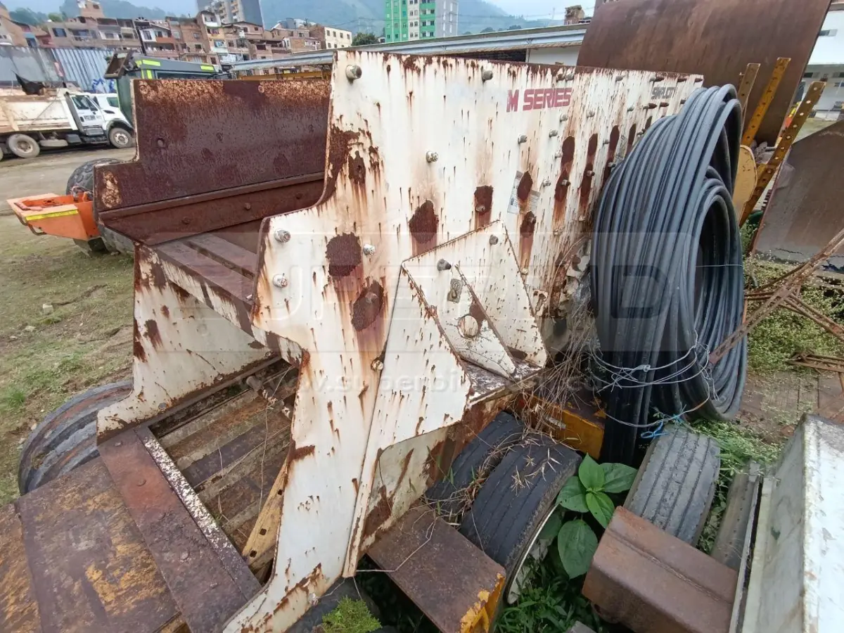 ZARANDA TEREX M120BS AÑO 2014, 2084 HR. — imagen 5 de 8