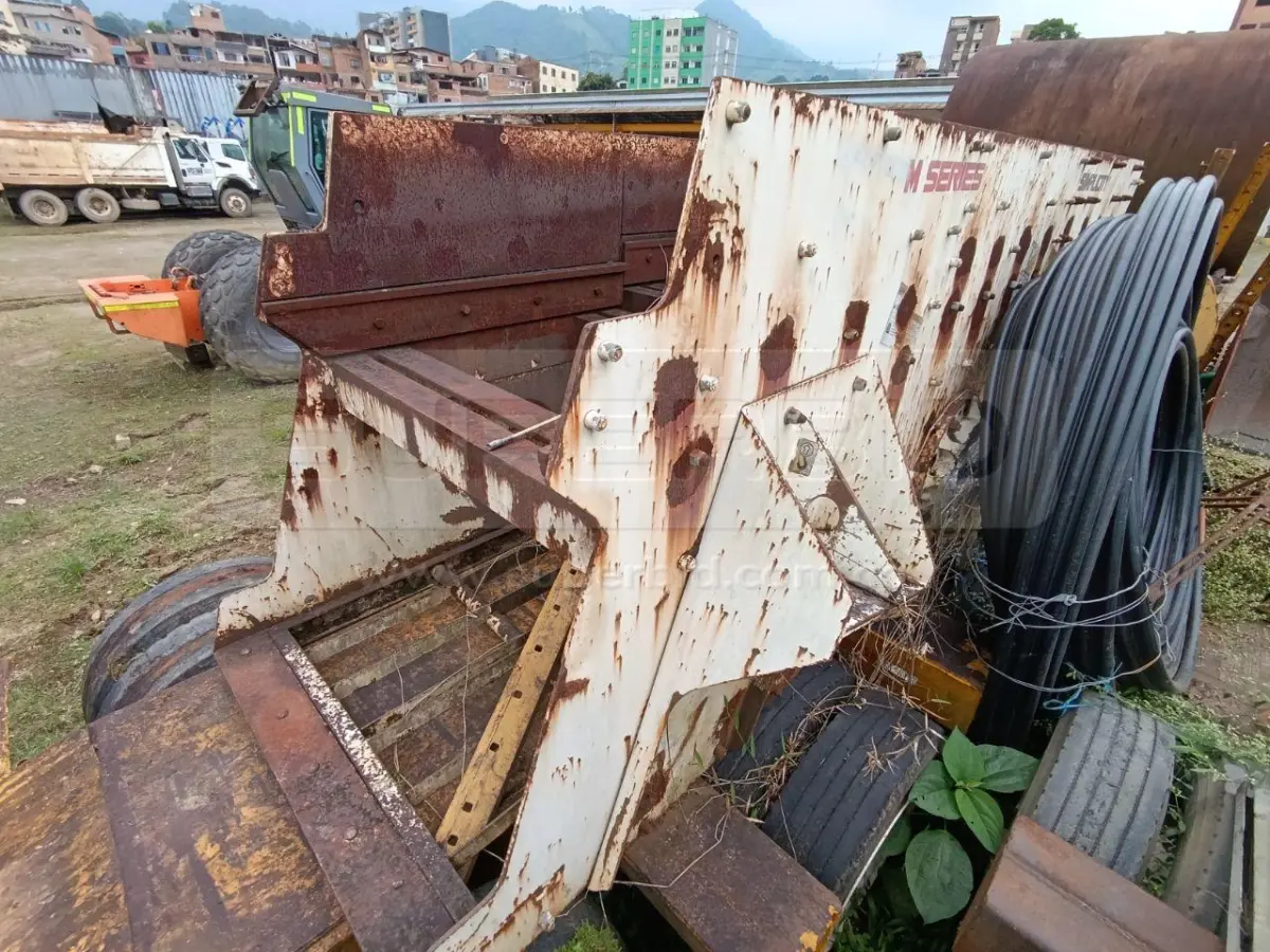 ZARANDA TEREX M120BS AÑO 2014, 2084 HR. — imagen 7 de 8