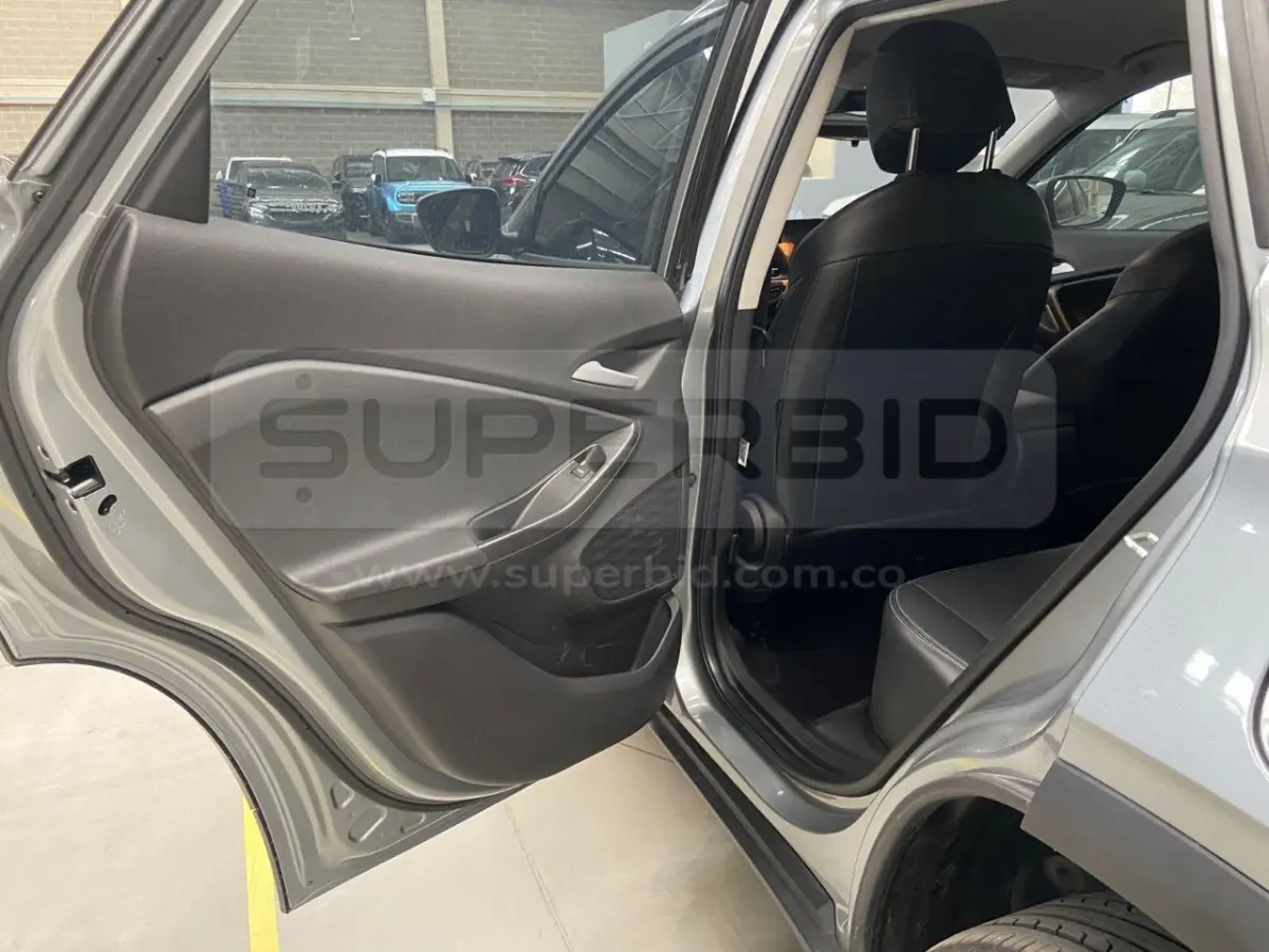 CHEVROLET TRACKER TURBO 1.2 LTZ AT MOD. 2025, PLACA: PHM020 Ubic.: Tocancipa — imagen 2 de 8