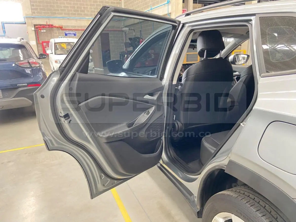 CHEVROLET TRACKER TURBO 1.2 LTZ AT MOD. 2025, PLACA: PHM014 Ubic.: Tocancipa — imagen 6 de 8