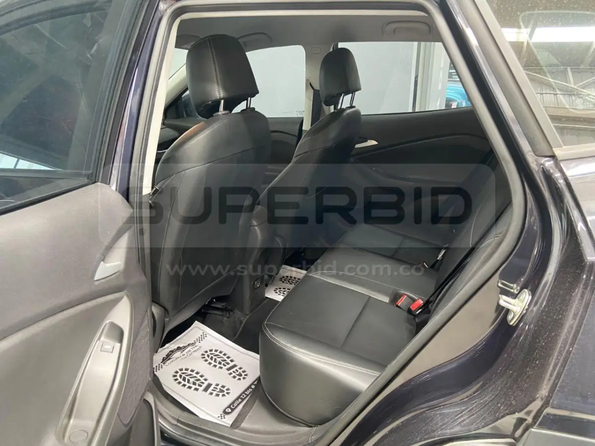 CHEVROLET TRACKER TURBO 1.2 LTZ AT MOD. 2025, PLACA: PHM029 Ubic.: Tocancipa — imagen 3 de 8