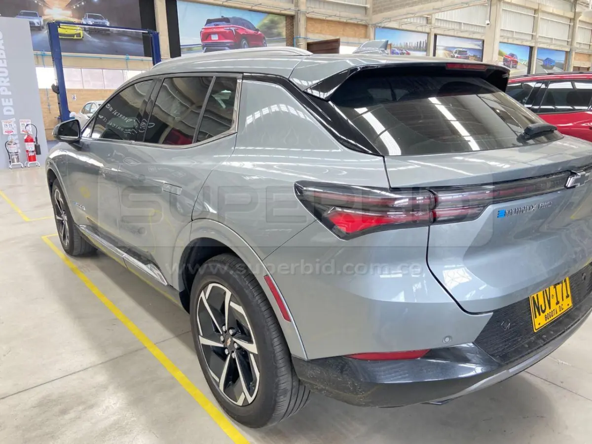 CHEVROLET EQUINOX EV EAWD LT AT MOD. 2024, PLACA: NJV171 Ubic.: Tocancipa — imagen 2 de 8