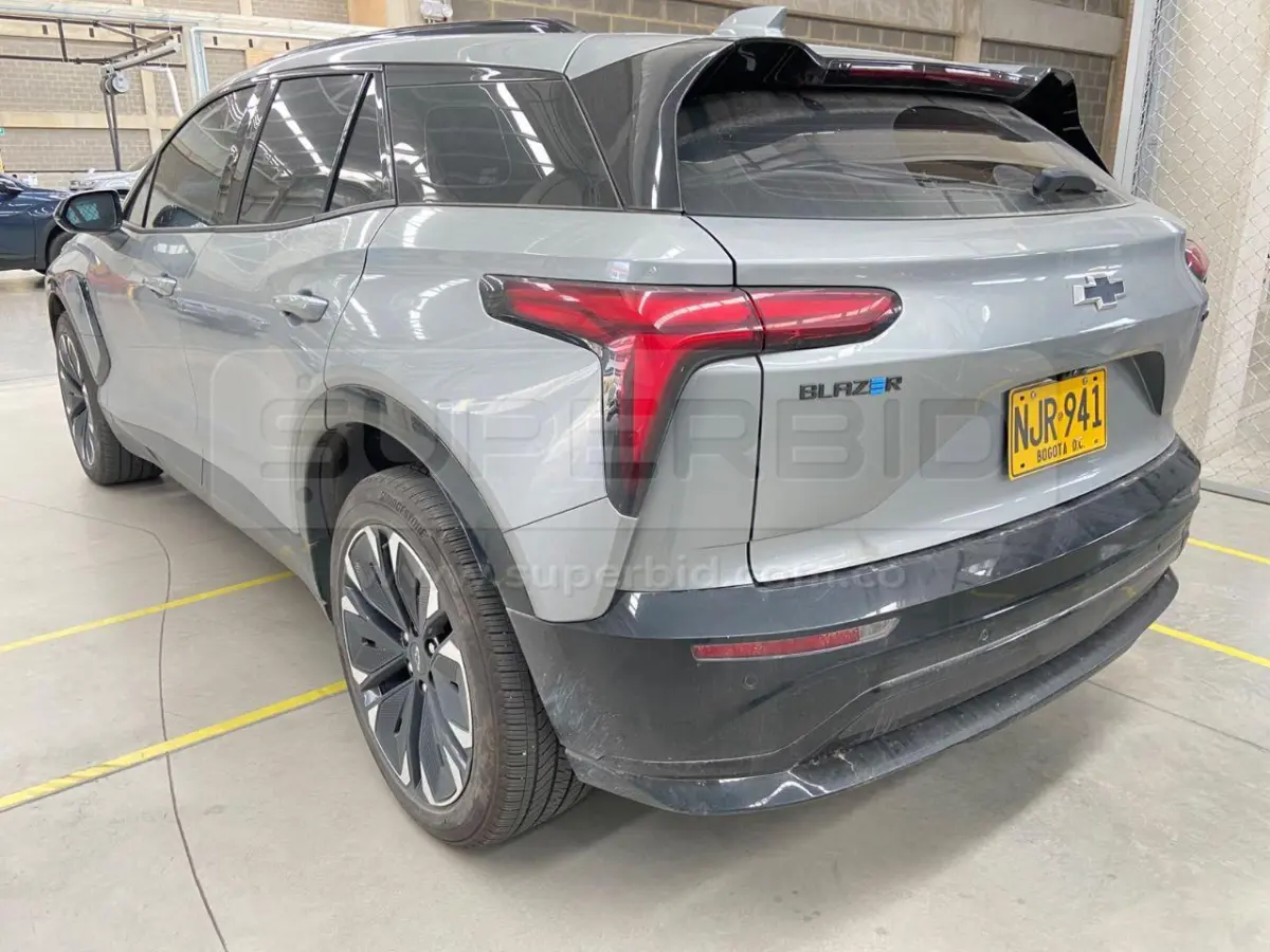 CHEVROLET BLAZER EV RS AT MOD. 2024, RP#3 PLACA: NJR941 Ubic.: Tocancipa — imagen 4 de 8