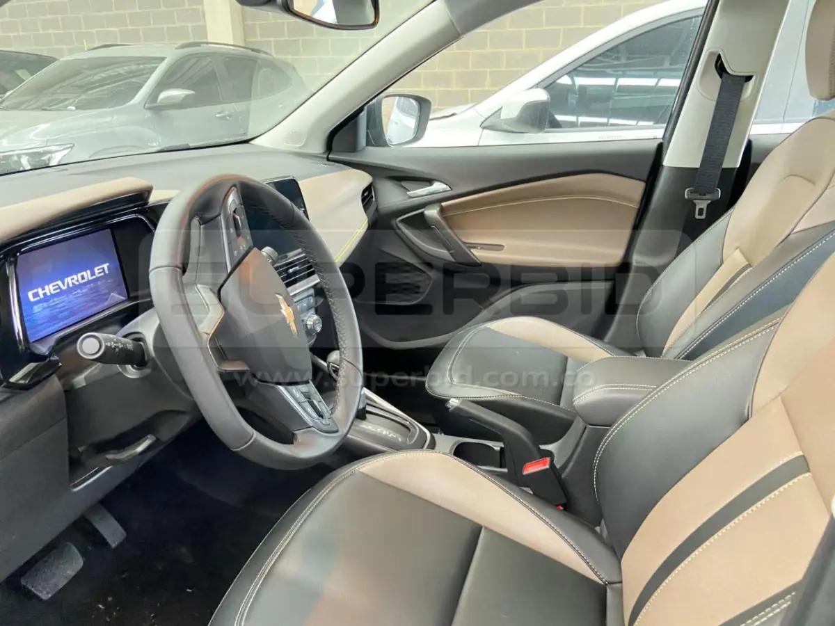 CHEVROLET TRACKER TURBO 1.2 PREM AT MOD. 2026, (PARA MATRICULAR) Ubic.: Tocancipa — imagen 6 de 8