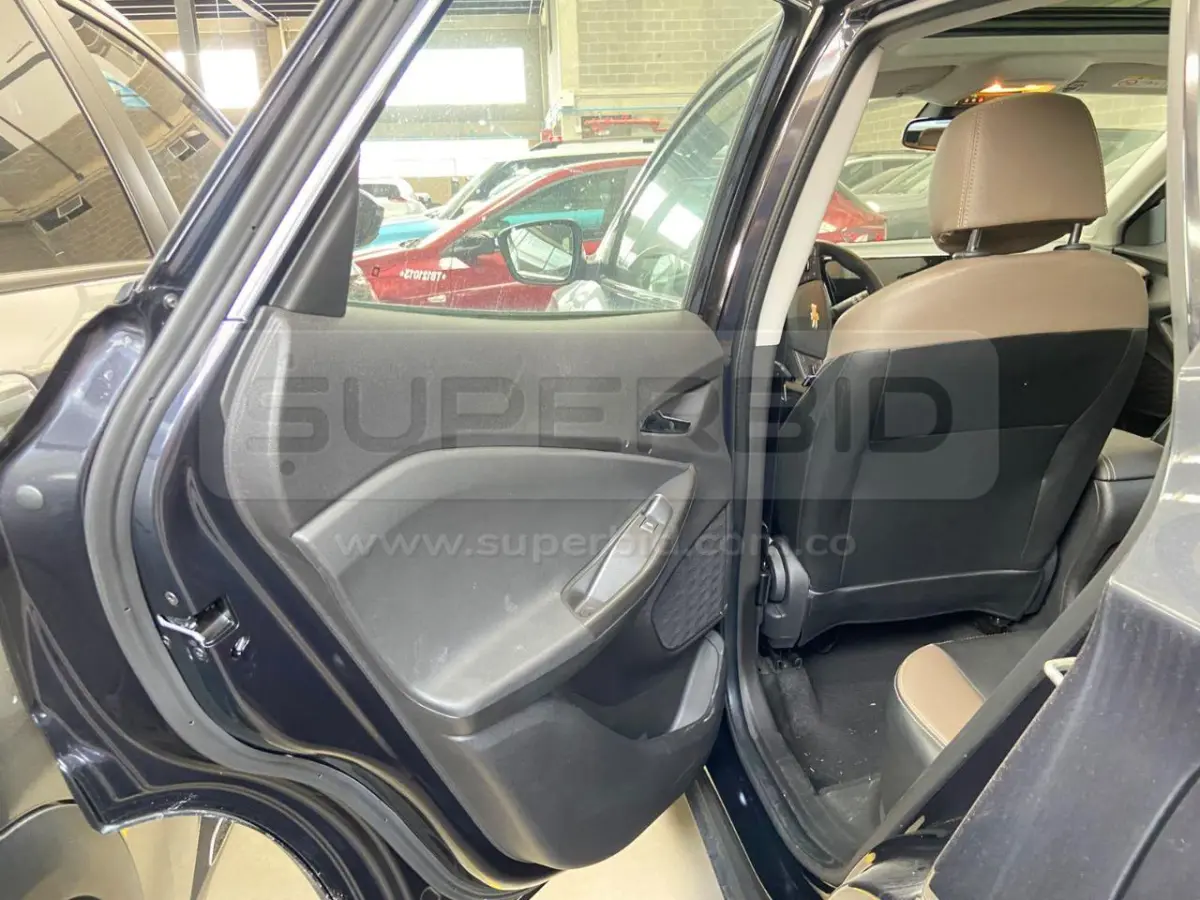CHEVROLET TRACKER TURBO 1.2 PREM AT MOD. 2026, (PARA MATRICULAR) Ubic.: Tocancipa — imagen 8 de 8
