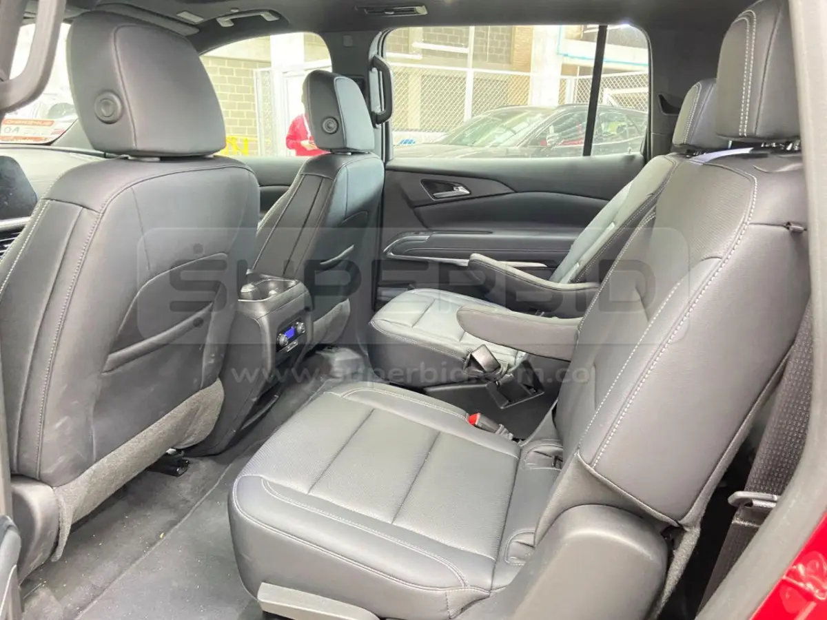 CHEVROLET TRAVERSE LT MIDNIGHT AT MOD. 2025, RP#3 (PARA MATRICULAR) Ubic.: Tocancipa — imagen 8 de 8