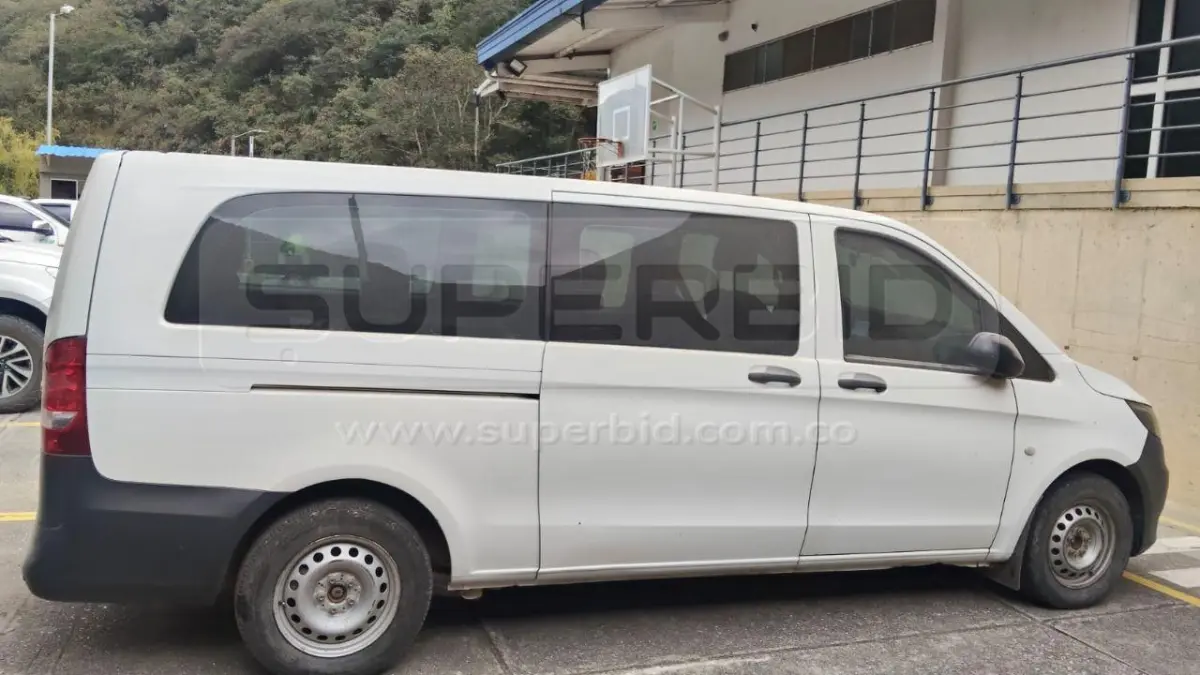 MERCEDES BENZ VITO TOURER 114 MT 2143 CC, MOD. 2018, PLACA: WFD990 Ubic.: California — imagen 7 de 7