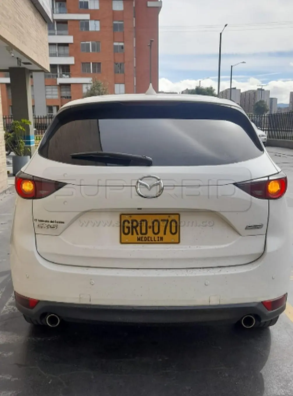 MAZDA CX-5 4X2 AT 2500 CC, MOD. 2020, RTM VENCIDA, PLACA: GRO070 Ubic.: Bogotá — imagen 3 de 7