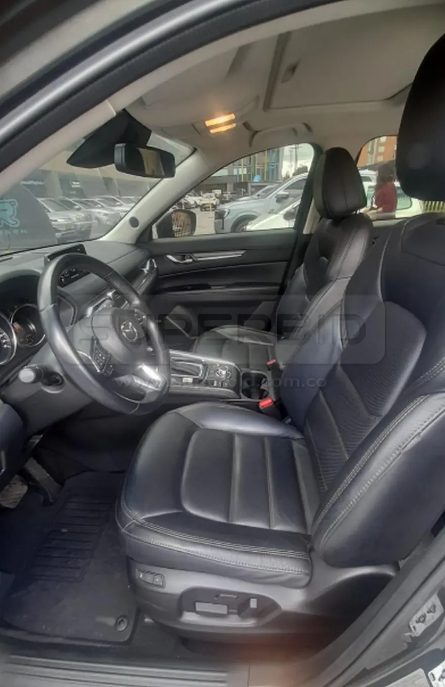 MAZDA CX-5 4X2 AT 2500 CC, MOD. 2019, RTM VENCIDA, PLACA: FNZ225 Ubic.: Bogotá — imagen 5 de 7