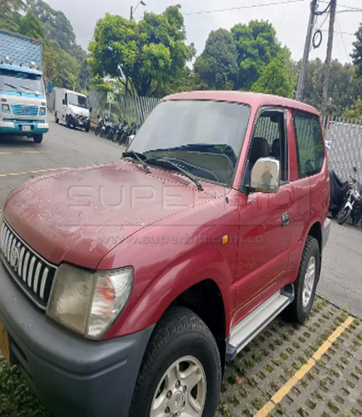TOYOTA PRADO SUMO MT 2700 CC, MOD. 2003, PLACA: NVR387 Ubic.: La Estrella - Medellín