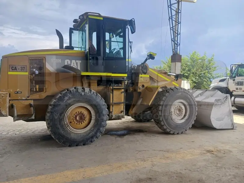 CARGADOR CATERPILLAR 938H AÑO 2011, 25920 HR. RP#3 PLACA: MI005454 Ubic.: SANTAFE DE ANTIOQUIA — imagen 3 de 5