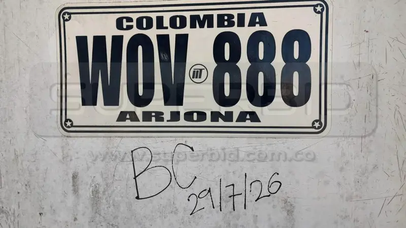 MIXER MACK RD 690S MT 12000 CC, MOD. 2001, RTM VENCIDA, RP#1 PLACA: WOV888 Ubic.: TURBACO, BOLIVAR — imagen 7 de 8