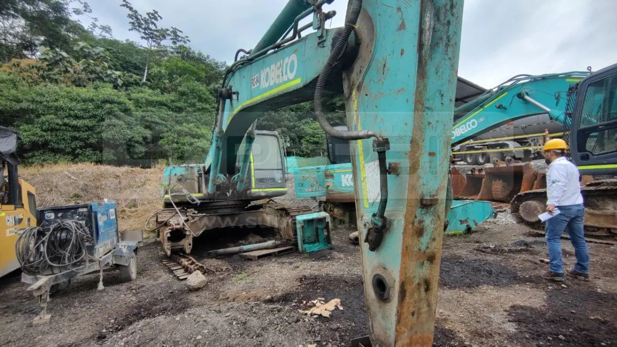 EXCAVADORA ORUGAS KOBELCO SK350LC-8 AÑO 2017, 16642 HR. RP#3 PLACA: MC062717 Ubic.: MOCOA, PUTUMAYO
