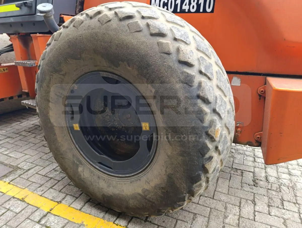 COMPACTADOR VIBRATORIO HAMM 3414 HT AÑO 2012, 6280 HR. RP#3 PLACA: MC014810 Ubic.: MEDELLIN — imagen 3 de 8