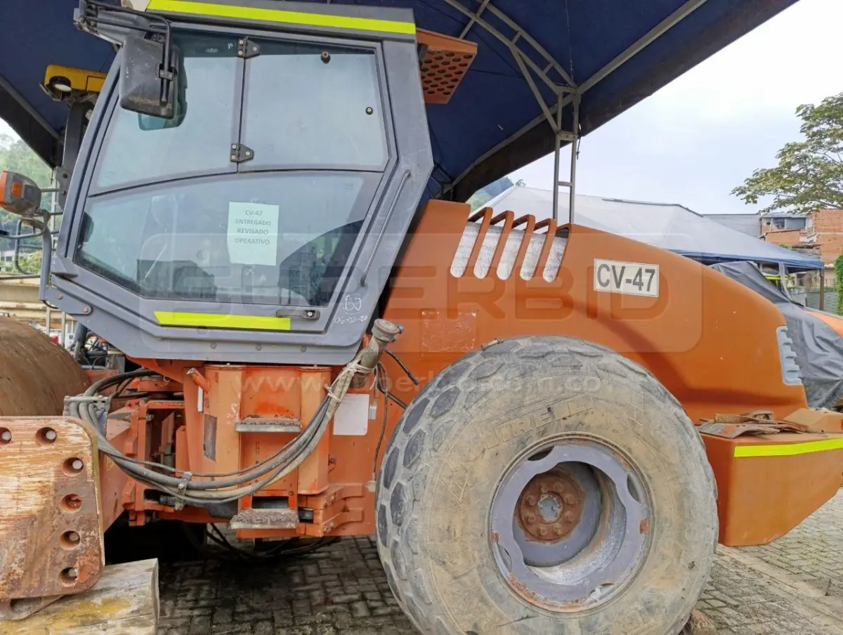 COMPACTADOR VIBRATORIO HAMM 3520 HT AÑO 2013, 11096 HR. RP#3 PLACA: MC017479 Ubic.: CALDAS, ANTIOQUIA — imagen 4 de 8