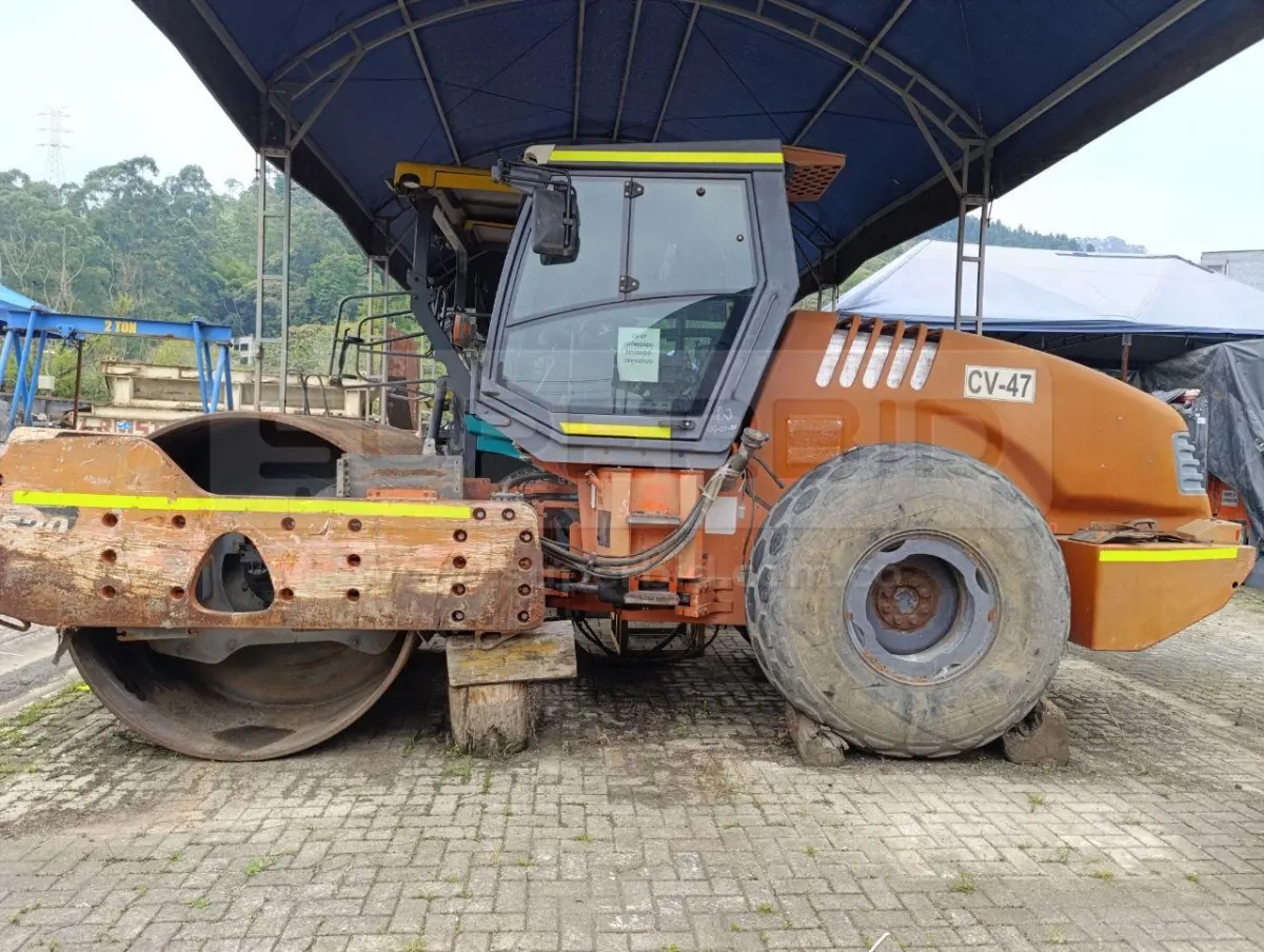 COMPACTADOR VIBRATORIO HAMM 3520 HT AÑO 2013, 11096 HR. RP#3 PLACA: MC017479 Ubic.: CALDAS, ANTIOQUIA — imagen 5 de 8