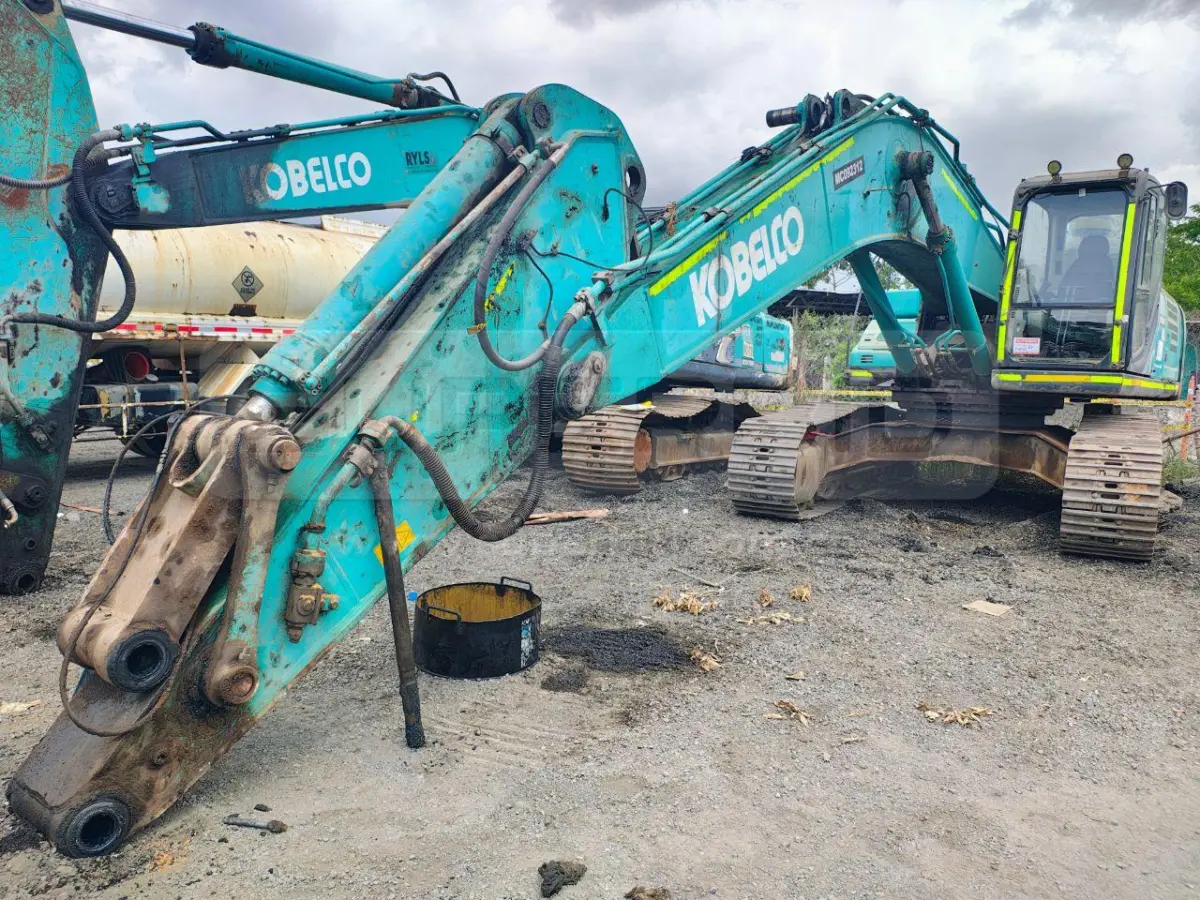 EXCAVADORA ORUGAS KOBELCO SK350LC-10 AÑO 2018, 16952 HR. RP#3 PLACA: MC092312 Ubic.: LORICA, CORDOBA