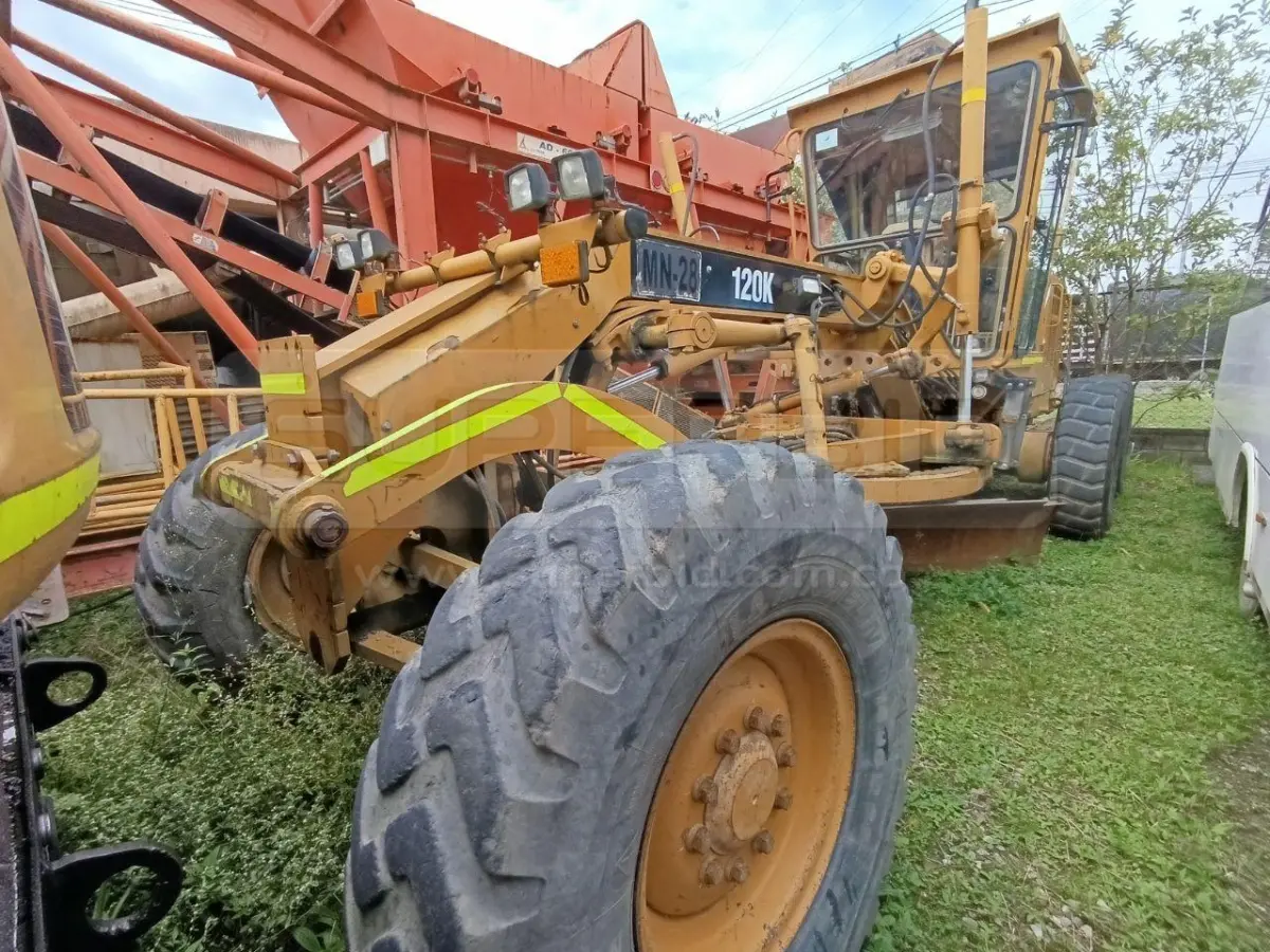 MOTONIVELADORA CATERPILLAR 120K AÑO 2014, 18303 HR. RP#3 PLACA: MC004730 Ubic.: CALDAS, ANTIOQUIA — imagen 6 de 8