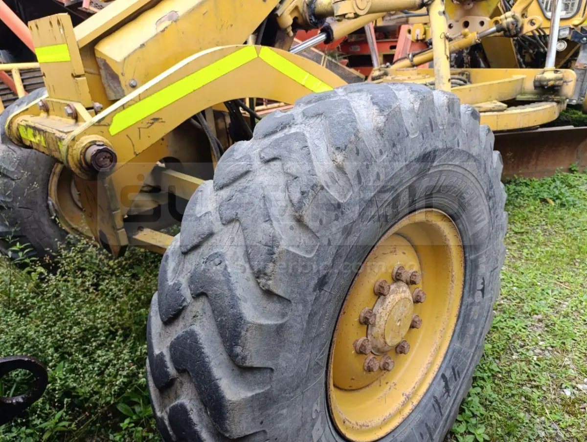 MOTONIVELADORA CATERPILLAR 120K AÑO 2014, 18303 HR. RP#3 PLACA: MC004730 Ubic.: CALDAS, ANTIOQUIA — imagen 7 de 8